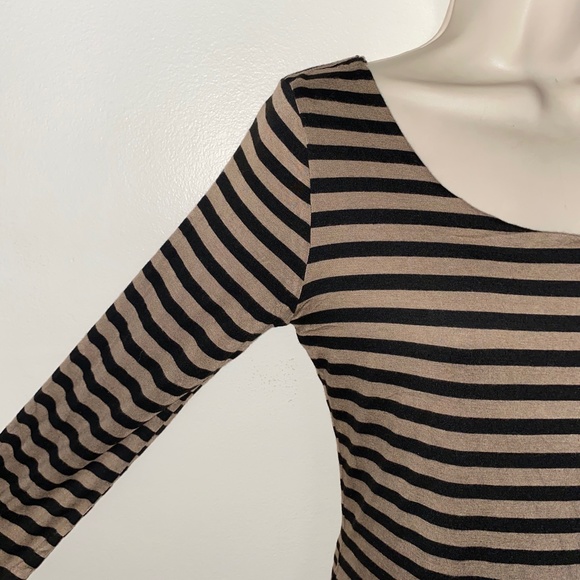 SOPRANO 3/4 sl stretch open pattern back dress - Picture 8 of 8